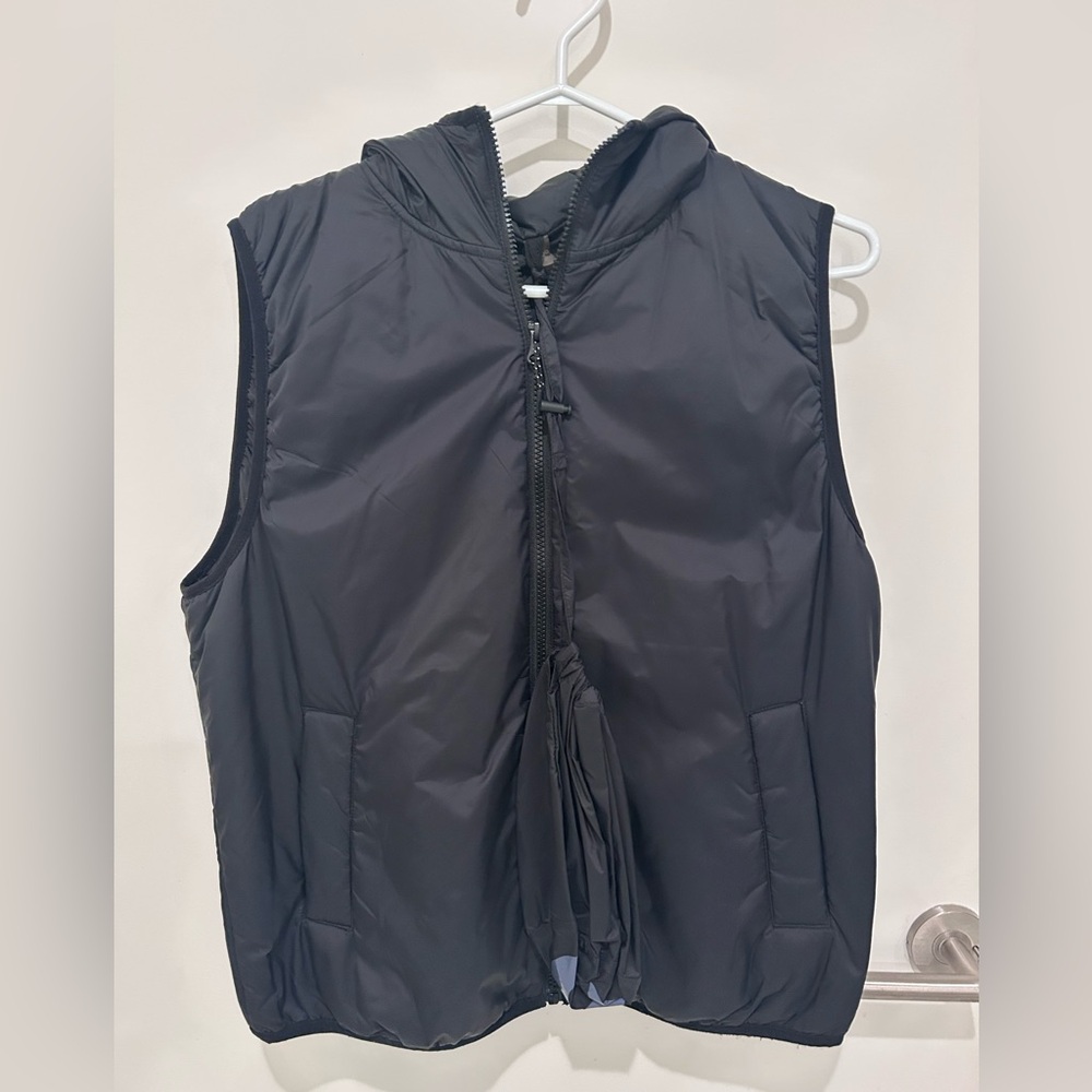 Hyba Packable Hooded Vest – Black – Size M – Like New
